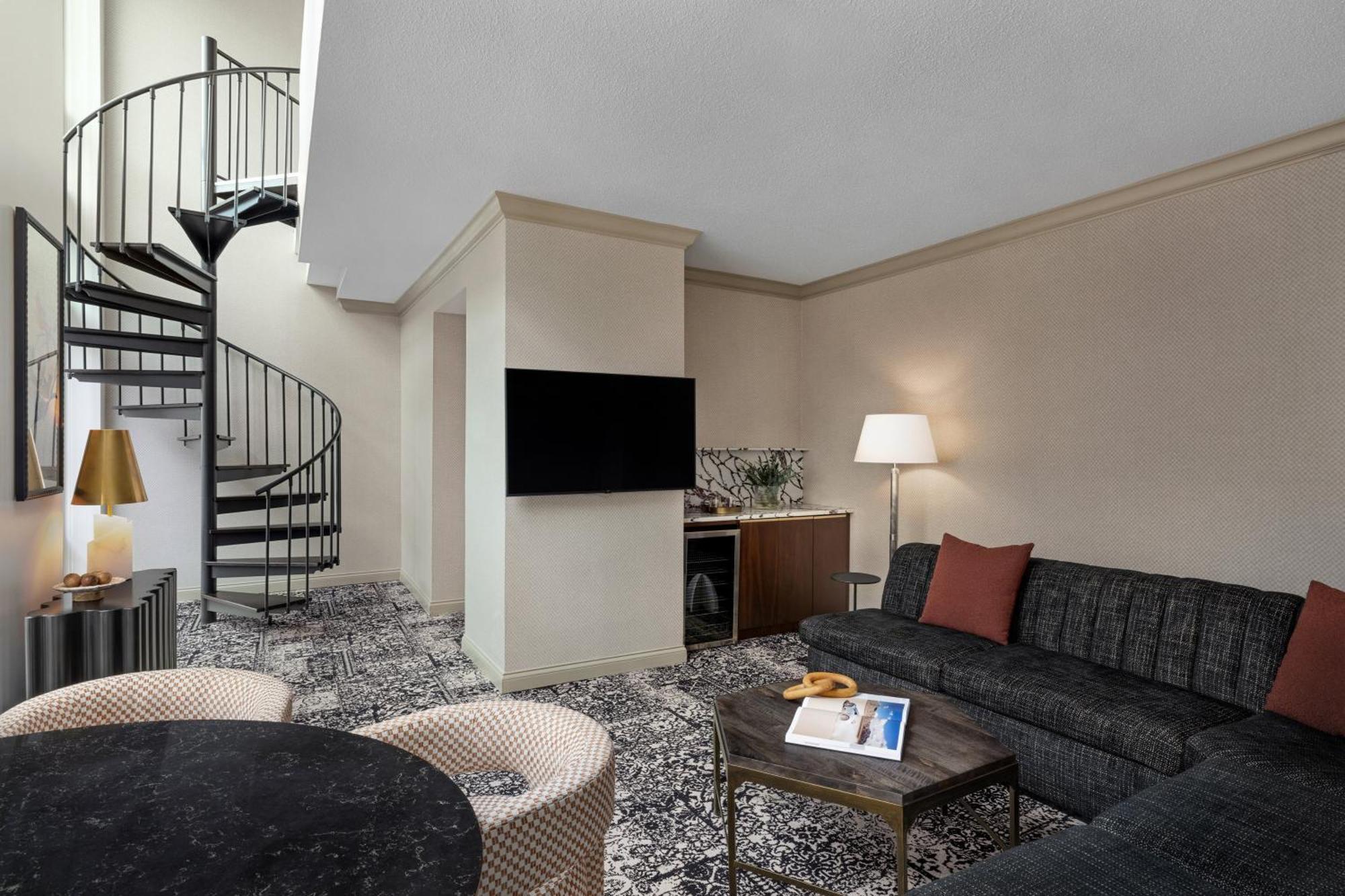 Omni Severin Hotel 4*