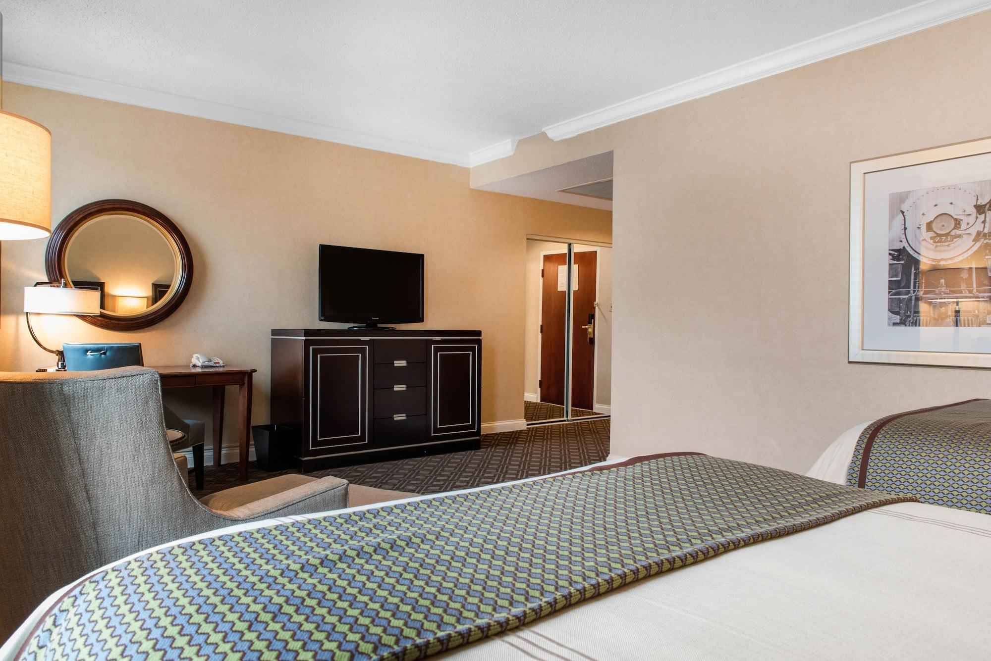 Omni Severin Hotel 4*